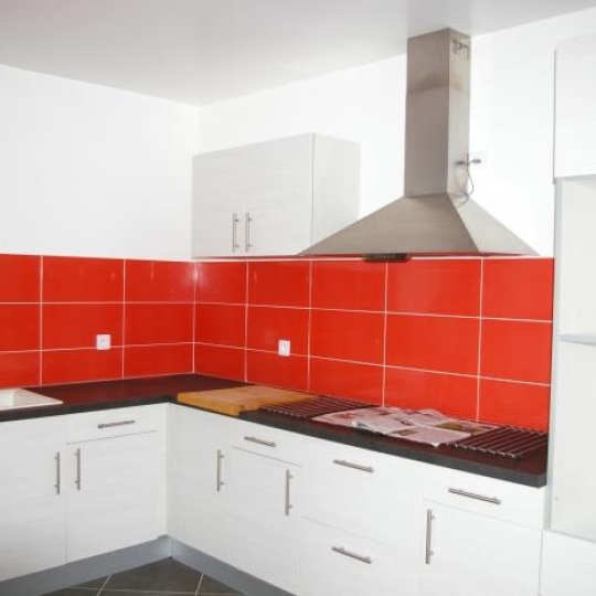  CONSEIL IMMOBILIER FLEURANCE : Appartement | FLEURANCE (32500) | 98 m2 | 650 € 