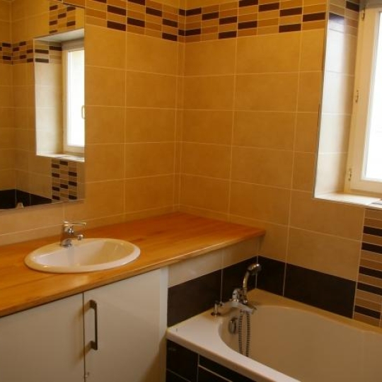  CONSEIL IMMOBILIER FLEURANCE : Appartement | FLEURANCE (32500) | 98 m2 | 650 € 