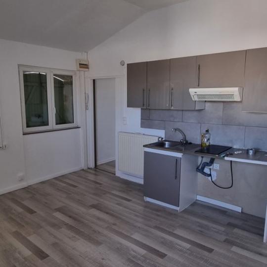  CONSEIL IMMOBILIER FLEURANCE : Apartment | FLEURANCE (32500) | 26 m2 | 350 € 
