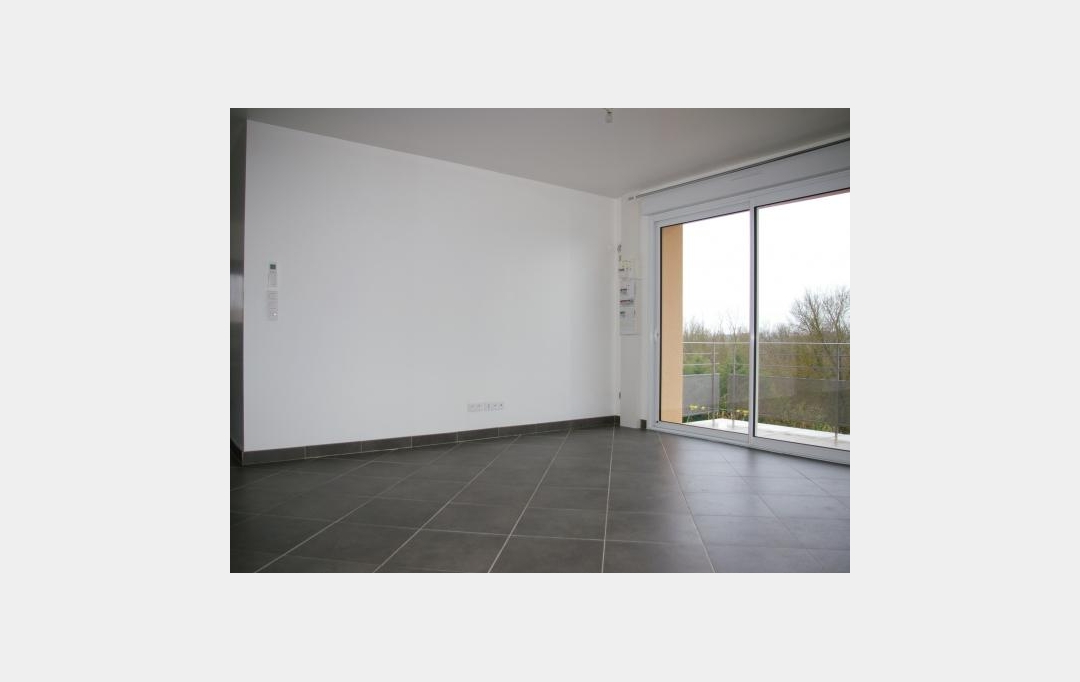 CONSEIL IMMOBILIER FLEURANCE : Appartement | FLEURANCE (32500) | 98 m2 | 650 € 