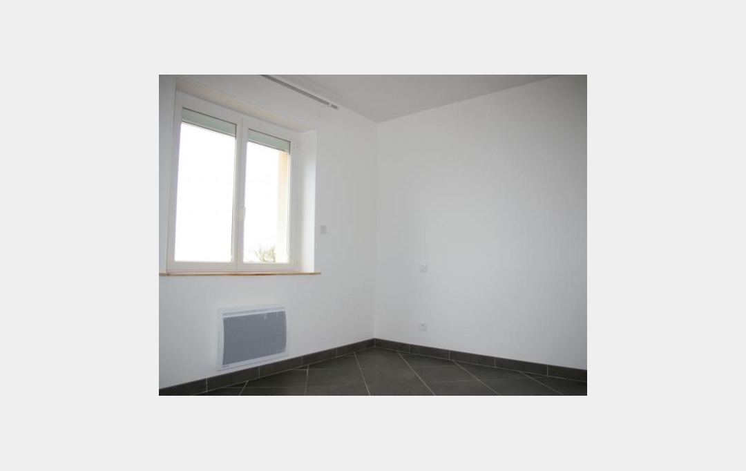 CONSEIL IMMOBILIER FLEURANCE : Appartement | FLEURANCE (32500) | 98 m2 | 650 € 