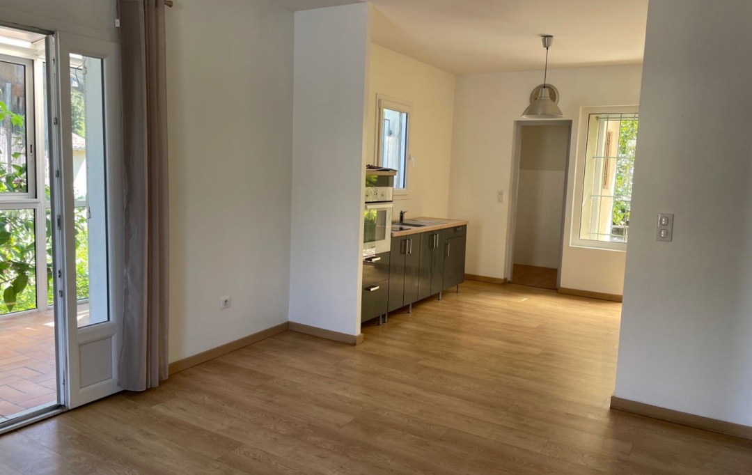 CONSEIL IMMOBILIER FLEURANCE : Maison / Villa | FLEURANCE (32500) | 52 m2 | 530 € 