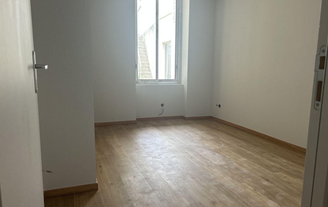 CONSEIL IMMOBILIER FLEURANCE : Office | FLEURANCE (32500) | 47 m2 | 580 € 