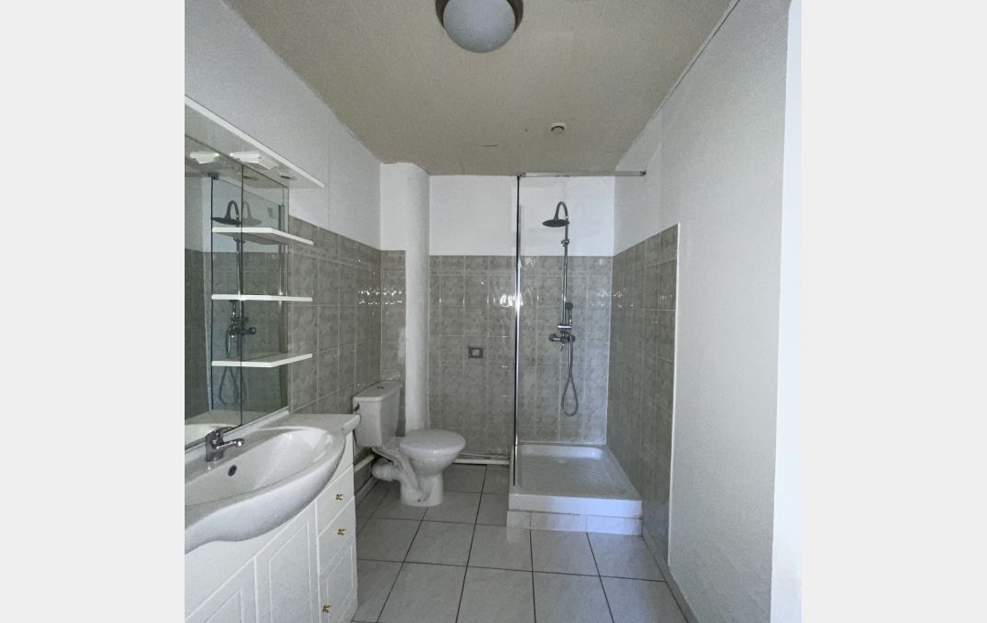 CONSEIL IMMOBILIER FLEURANCE : Building | FLEURANCE (32500) | 140 m2 | 195 000 € 