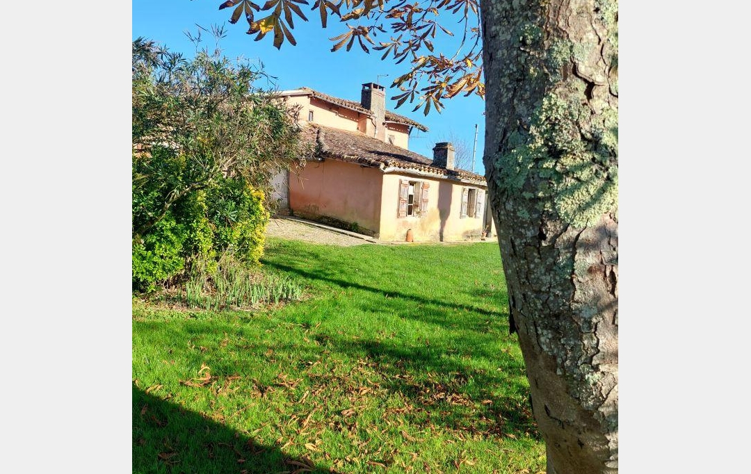 CONSEIL IMMOBILIER FLEURANCE : House | SAINTE-RADEGONDE (32500) | 200 m2 | 67 500 € 