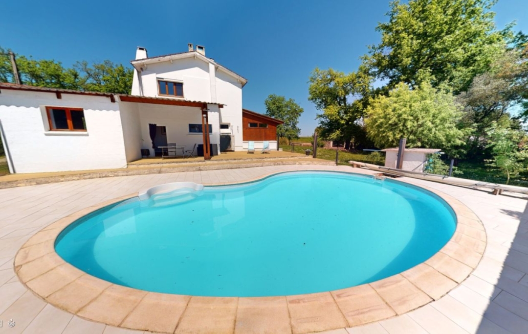 CONSEIL IMMOBILIER FLEURANCE : House | MAIGNAUT-TAUZIA (32310) | 250 m2 | 299 000 € 
