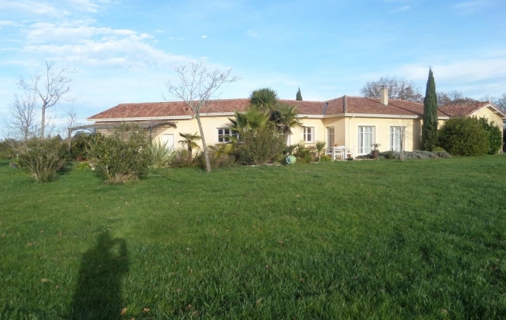 CONSEIL IMMOBILIER FLEURANCE : House | MONTESTRUC-SUR-GERS (32390) | 214 m2 | 490 000 € 