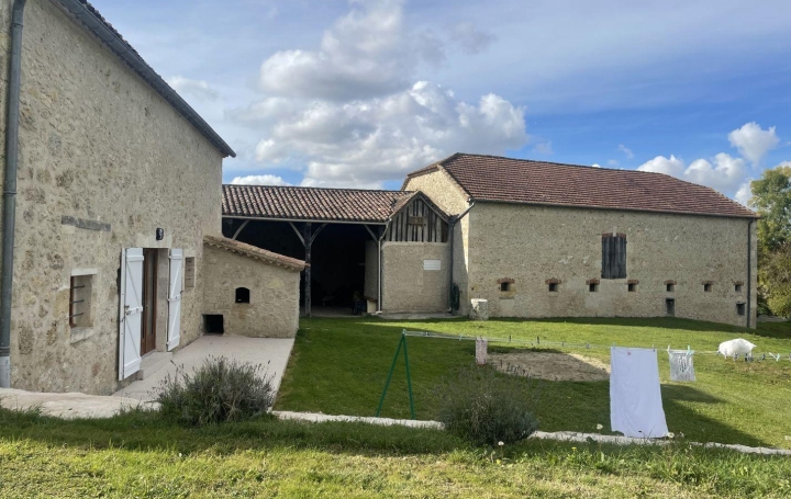 CONSEIL IMMOBILIER FLEURANCE : House | GRAMONT (82120) | 220 m2 | 392 000 € 