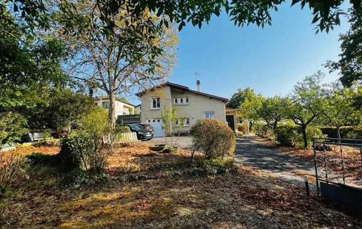 Maison de ville AUCH 120 m2 195 000 € Maison de ville AUCH 120 m2 195 000 €